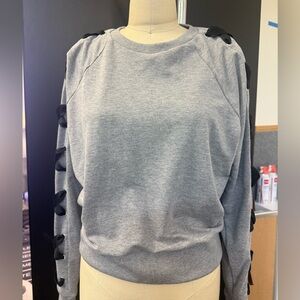 Carbon38 Gray Sweatshirt